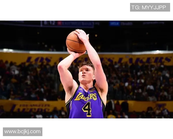 2017年湖人与灰熊激战回顾球员表现与战术分析全解析