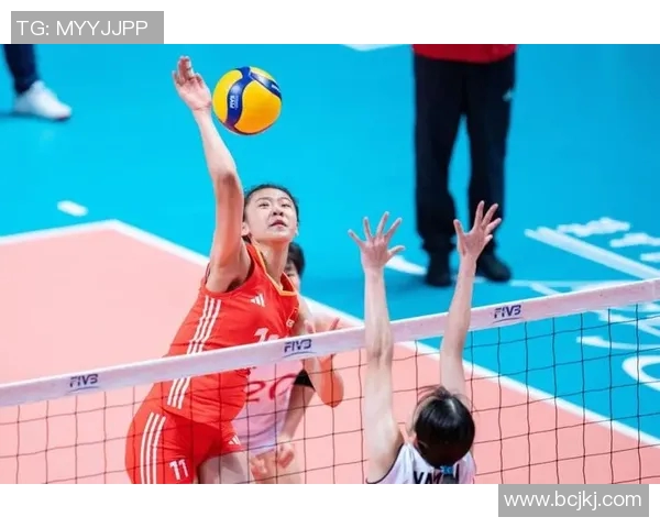 中国女排在南京迎战意大利队全力争胜展现团队精神与竞技风采
