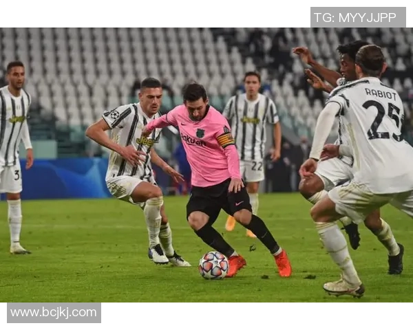 尤文图斯与巴塞罗那经典对决重播回顾精彩瞬间与战术分析