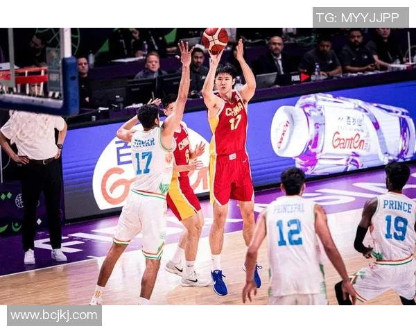 最新中国男篮对决波兰队精彩回顾与赛后分析全场亮点不容错过 最新中国男篮对决波兰队精彩回顾与赛后分析全场亮点不容错过