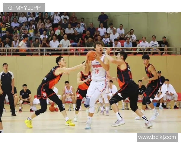 江苏南钢迎战广州球队全力争胜期待精彩对决展现篮球魅力与团队精神