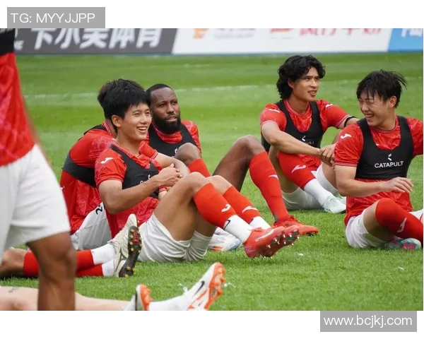 石家庄永昌迎战青岛黄海争夺中甲联赛关键三分之战 石家庄永昌迎战青岛黄海争夺中甲联赛关键三分之战