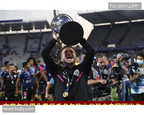 2019年罗马与波尔图激战回顾:欧冠赛场上的经典对决与精彩瞬间