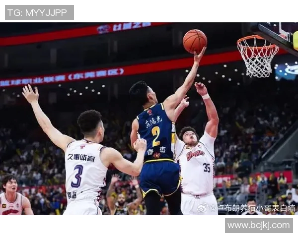 上海男篮对阵广东男篮精彩直播全程回顾与赛后分析