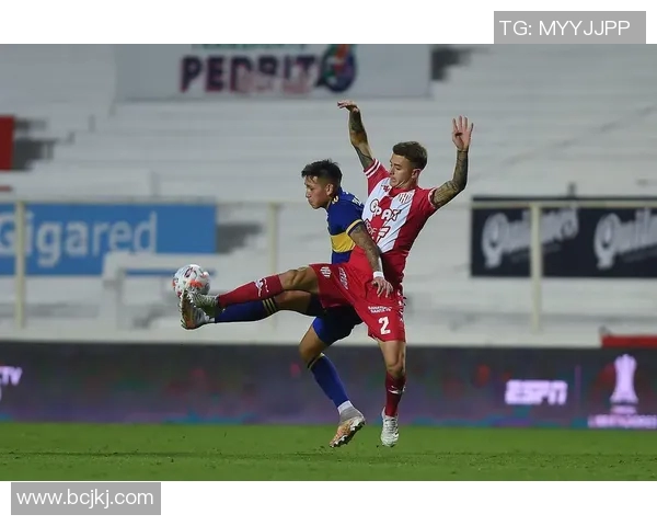 圣塔菲与国民竞技激战正酣谁能在这场较量中笑到最后