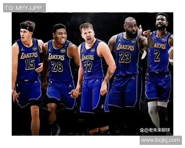 湖人对决热火激战正酣球迷期待精彩瞬间与胜负悬念 湖人对决热火激战正酣球迷期待精彩瞬间与胜负悬念